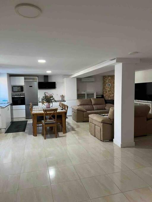 Casa Toja. Agradable Y Familiar. Villa Vimianzo Bagian luar foto